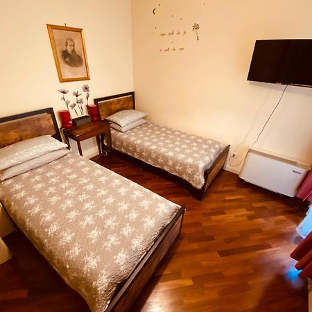 Apartamento La Casa Di Amici Miei Cremona Exterior foto