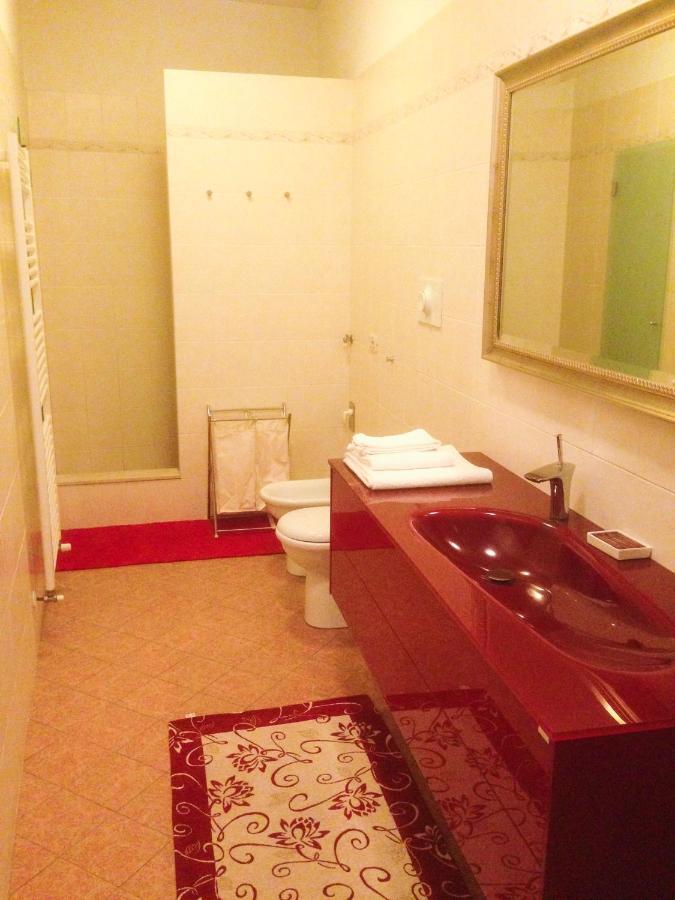 Apartamento La Casa Di Amici Miei Cremona Exterior foto