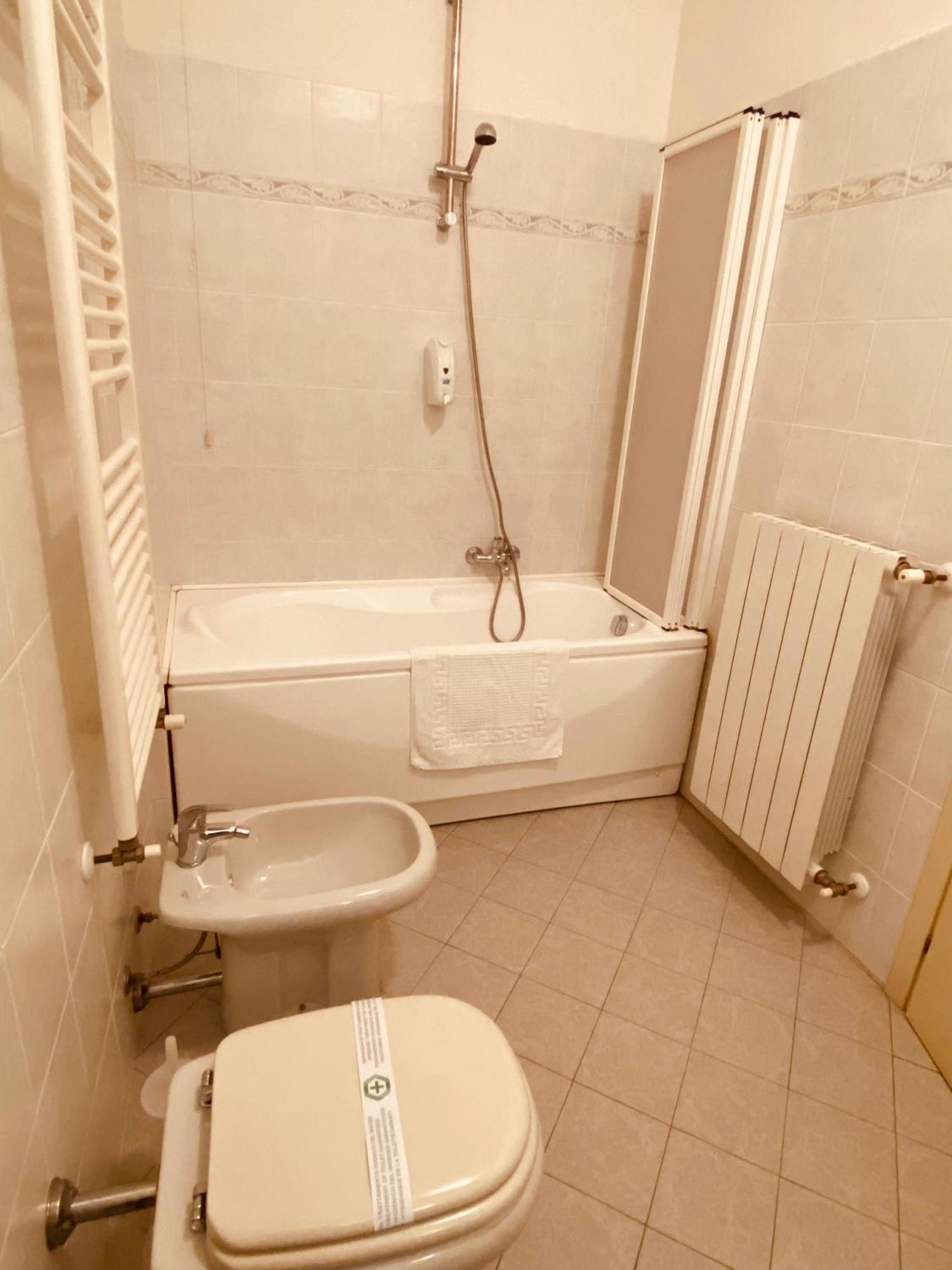Apartamento La Casa Di Amici Miei Cremona Exterior foto