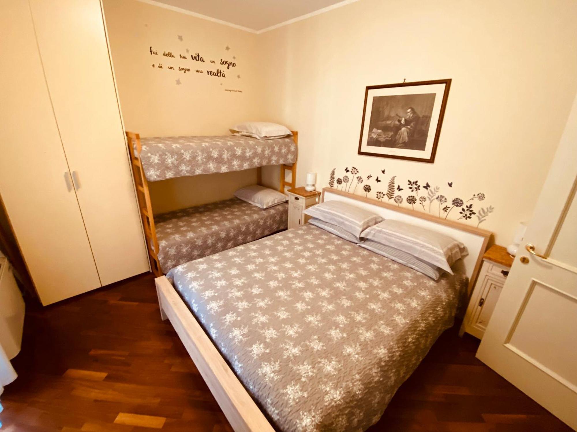Apartamento La Casa Di Amici Miei Cremona Exterior foto